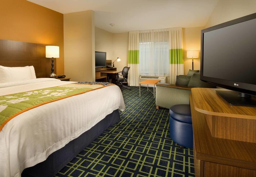 Fairfield Inn & Suites Baltimore BWI Airport Linthicum Exterior photo