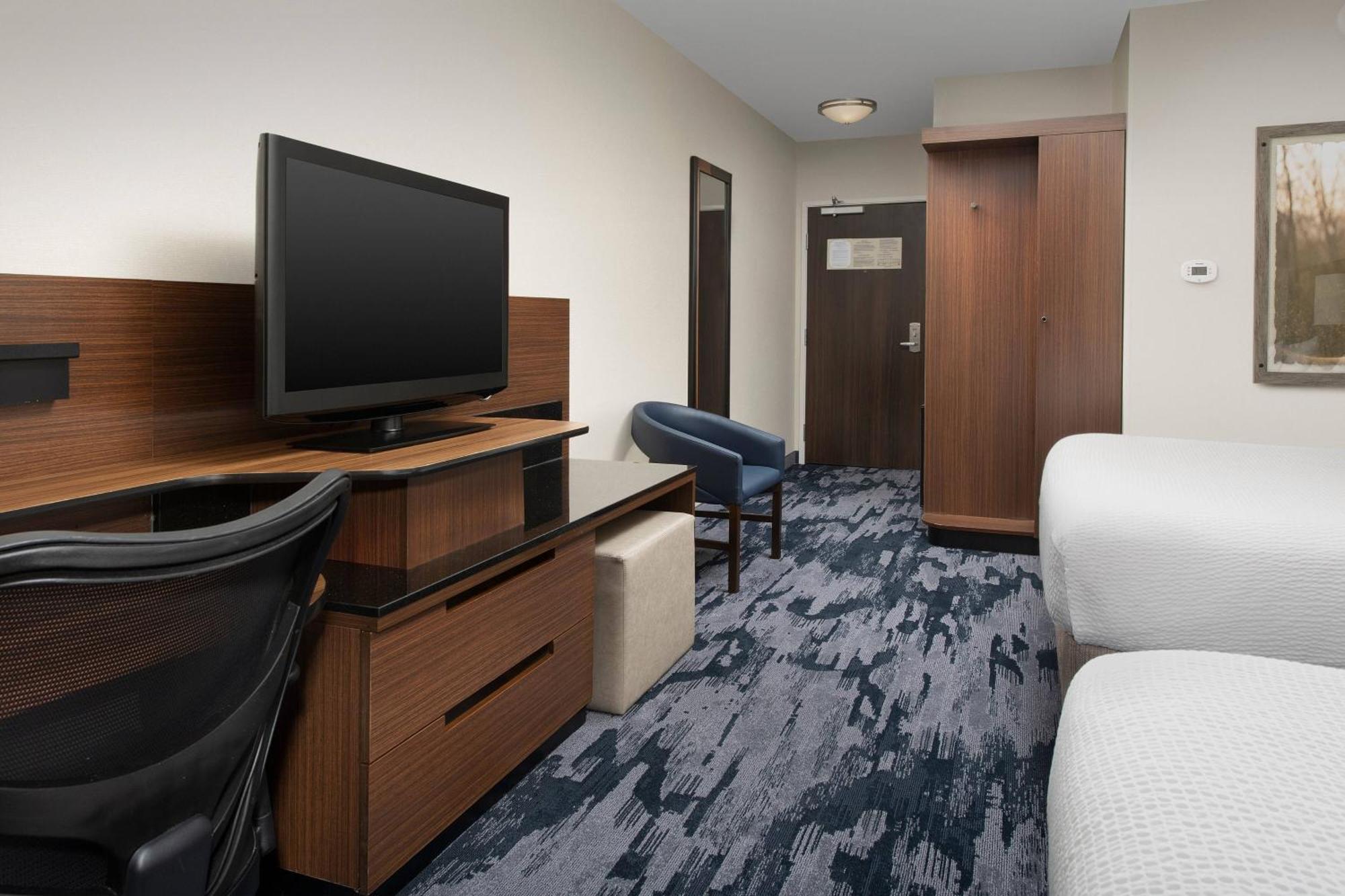 Fairfield Inn & Suites Baltimore BWI Airport Linthicum Exterior photo