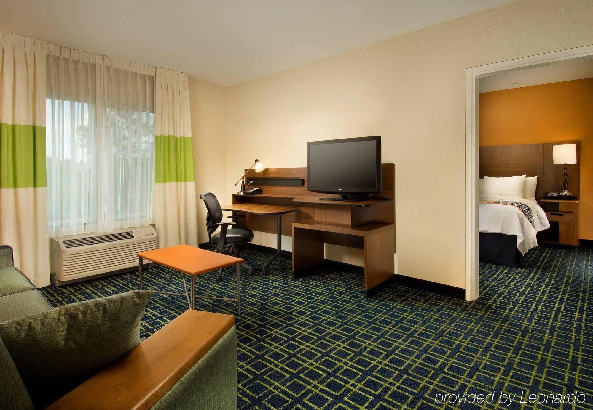 Fairfield Inn & Suites Baltimore BWI Airport Linthicum Room photo